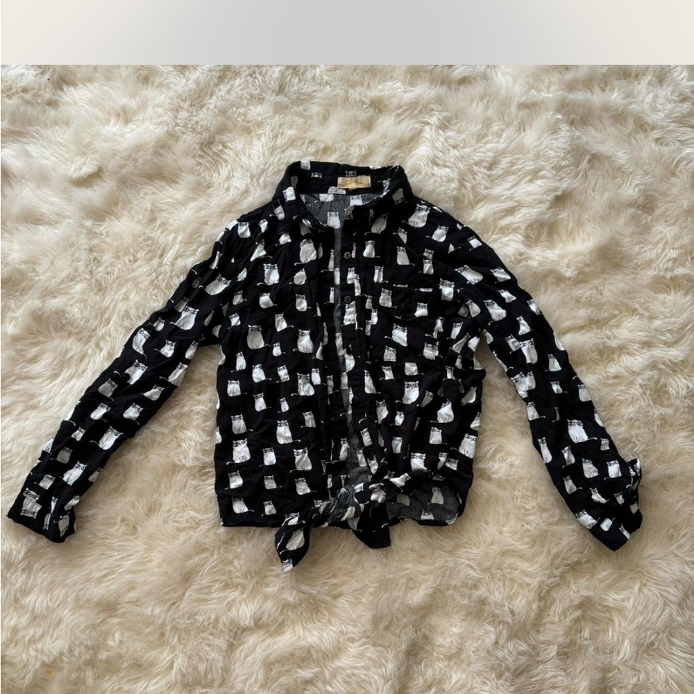 Love Notes Black and White Cat Print Top